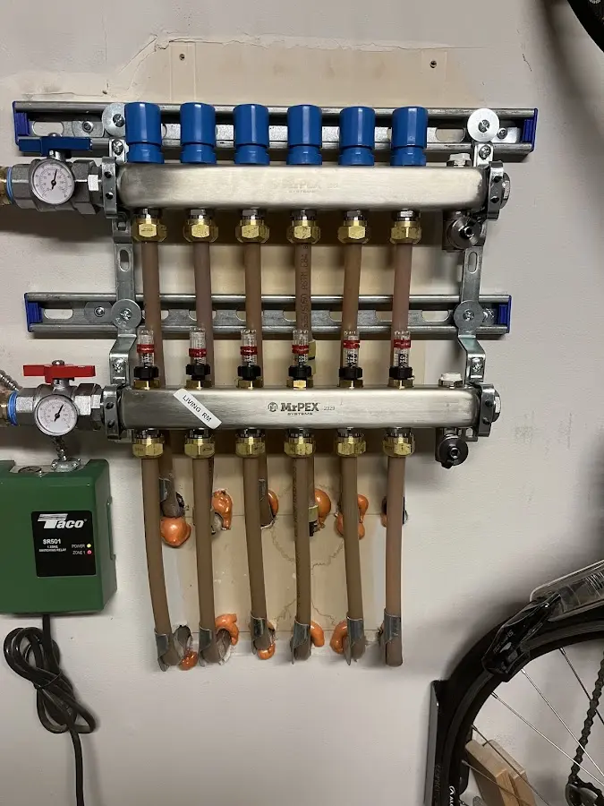 Plumber performing Leak Detection at a residential property in Marana